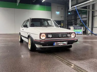 Gebraucht VW Golf II GTI 111 PS (81 kW) 1989 Weiß Kleinwagen