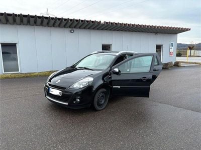 Gebraucht Renault Clio GrandTour Night&Day 106 PS (77 kW) 2012 Schwarz Kombi