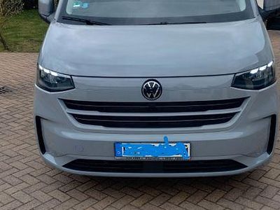 Usata VW Transporter 170 CV (125 kW) 2025 Grigio Furgone