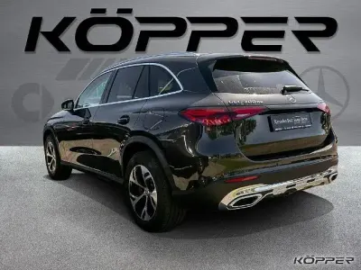 Gebraucht Mercedes GLC300de Avantgarde 333 PS (244 kW) 2025 Grau SUV
