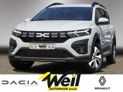 Gebraucht Dacia Jogger Expression 110 PS (80 kW) 2025 Weiß Van / Kleinbus