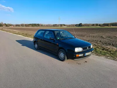 Gebraucht VW Golf III 60 PS (44 kW) 1997 Schwarz Kleinwagen