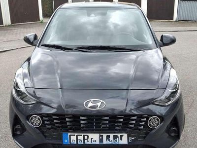 Gebraucht Hyundai i10 GO! 67 PS (49 kW) 2023 Grau Kleinwagen