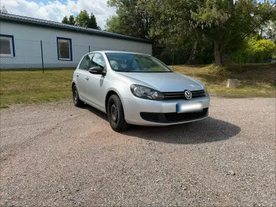 Gebraucht VW Golf VI 80 PS (58 kW) 2009 Silber Kleinwagen