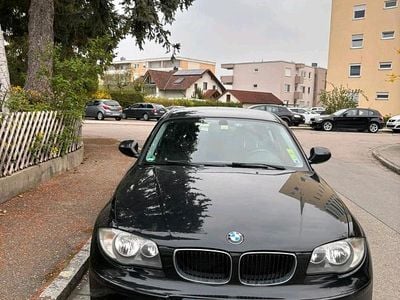Gebraucht BMW 118 Sport Line 143 PS (105 kW) 2011 Schwarz Kleinwagen