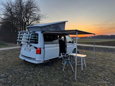 Gebraucht VW California Beach 150 PS (110 kW) 2019 Grau Van