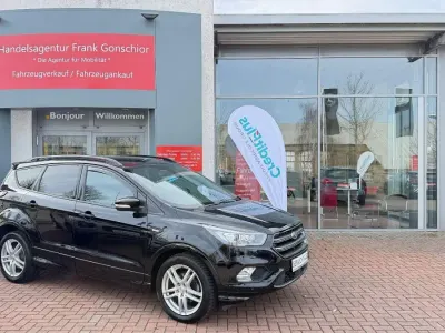 Gebraucht Ford Kuga ST-Line 150 PS (110 kW) 2018 Schwarz SUV