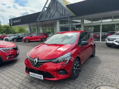Gebraucht Renault Clio V Techno 91 PS (66 kW) 2023 Rot Limousine