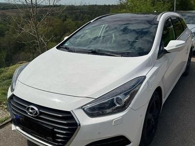 Usata Hyundai i40 Premium 141 CV (103 kW) 2016 Bianco Station wagon