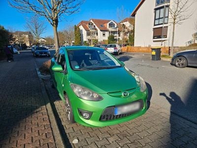 Gebraucht Mazda 2 Inclusive 90 PS (66 kW) 2009 Grün Kleinwagen