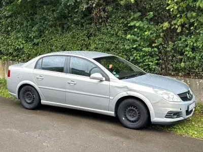 Gebraucht Opel Vectra 105 PS (77 kW) 2006 Grau Limousine