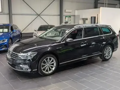 Gebraucht VW Passat Elegance 190 PS (139 kW) 2020 Schwarz Kombi