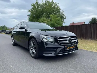 Gebraucht Mercedes E300 AMG line 306 PS (225 kW) 2019 Obsidianschwarz  metalliclack Kombi