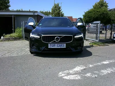 Gebraucht Volvo V90 R-Design 190 PS (139 kW) 2018 Onyx black / metallic Kombi