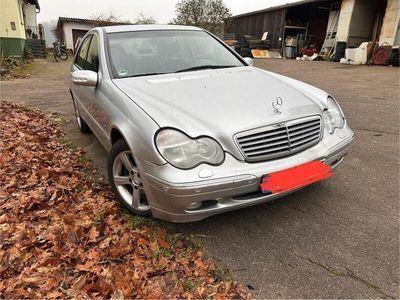 Mercedes C240