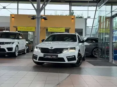Gebraucht Skoda Octavia RS 230 PS (169 kW) 2018 Weiß Kombi