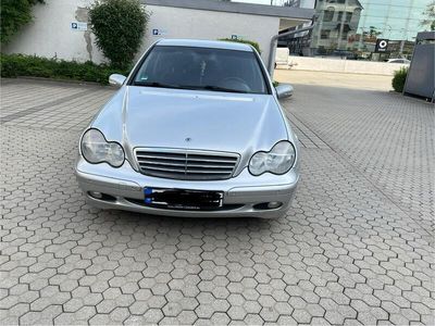 Mercedes C220