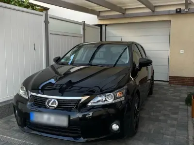 Gebraucht Lexus CT200h 136 PS (100 kW) 2011 Schwarz Limousine