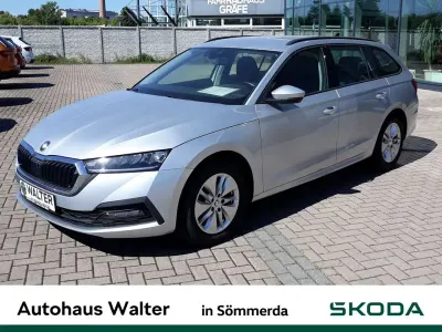 Gebraucht Skoda Octavia Ambition 116 PS (85 kW) 2022 Brillantsilber Kombi