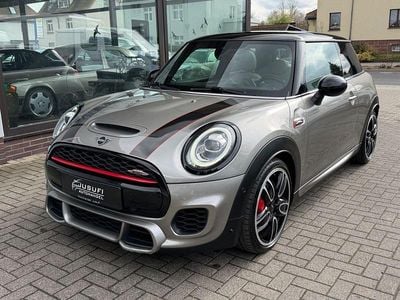 Gebraucht Mini John Cooper Works 231 PS (169 kW) 2019 Melting silver Kleinwagen
