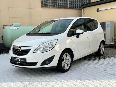 Casabl/arctic/eisweiss/kaolin Gebraucht 2012 Opel Meriva Van / Kleinbus | 5.490 € (Fairer Preis)