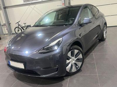 Grau Gebraucht 2022 Tesla Model Y SUV | 33.995 € (Fairer Preis)
