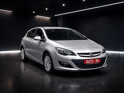 Gebraucht Opel Astra 101 PS (74 kW) 2013 Silber Kleinwagen