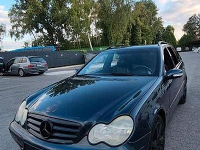 Mercedes C230