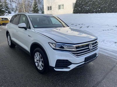 gebraucht VW Touareg Basis 4Motion 3,0 V6 TDI, ACC, LED, Navi, AHK,P...