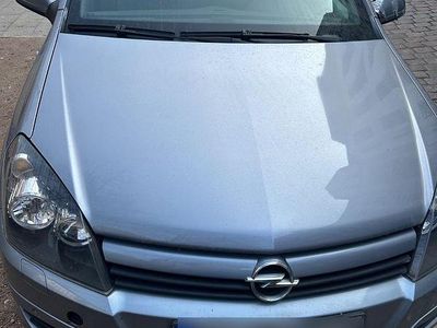 Usata Opel Astra 101 CV (74 kW) 2004 Argento Station wagon