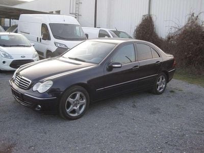 Gebraucht Mercedes C230 204 PS (150 kW) 2006 Tansanitblau  metalliclack Limousine