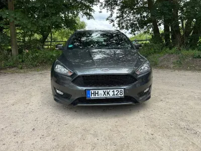 Gebraucht Ford Focus ST-Line 150 PS (110 kW) 2017 Grau Limousine