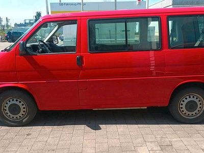 Second-hand VW T4 151 CP (111 kW) 1998 Roșu Van
