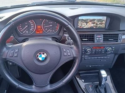 Gebraucht BMW 330 Cabriolet Exclusive 245 PS (180 kW) 2011 Grau Cabrio