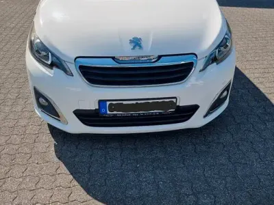 Gebraucht Peugeot 108 Style 69 PS (50 kW) 2018 Weiß Kleinwagen