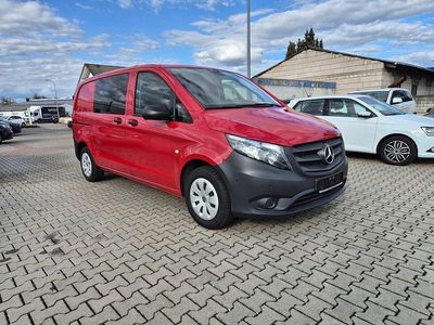 Usado Mercedes Vito 136 HP (100 kW) 2022 Vermelho Van