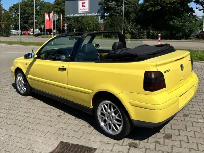 Gebraucht VW Golf Cabriolet Conceptline 90 PS (66 kW) 2001 Gelb Cabrio