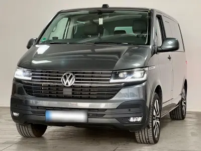 Gebraucht VW Multivan 150 PS (110 kW) 2021 Grau Van / Kleinbus