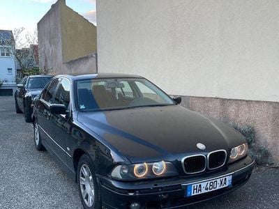 Gebraucht BMW 520 185 PS (136 kW) 2001 Schwarz Limousine
