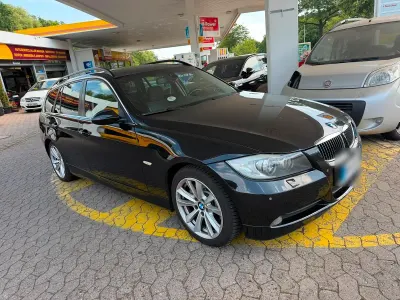 Gebraucht BMW 325 197 PS (144 kW) 2007 Schwarz Kombi