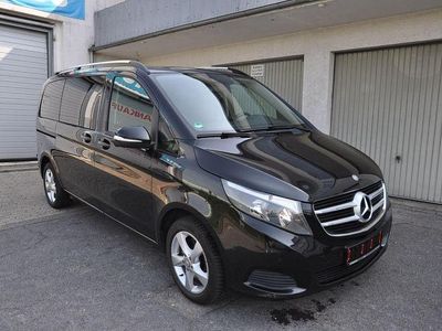 Mercedes V220