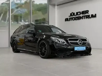 Używany Mercedes E63 AMG AMG 585 KM (430 kW) 2016 Czarny Kombi