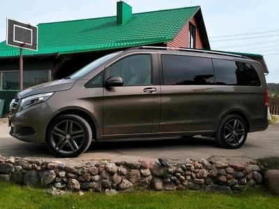 Mercedes V250