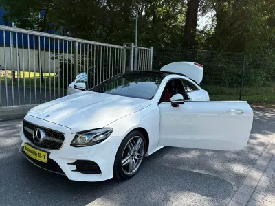 Gebraucht Mercedes E220 AMG 194 PS (142 kW) 2017 Weiß Coupé