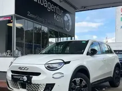 Brugt Fiat 600 Basis 101 HK (74 kW) 2024 Andere SUV