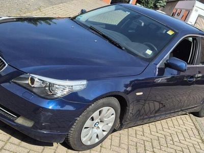 BMW 523