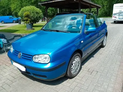 Gebraucht VW Golf 101 PS (74 kW) 2000 Blau Cabrio