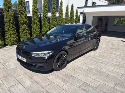 Gebraucht BMW 530 Sport Line 265 PS (194 kW) 2017 Schwarz Limousine