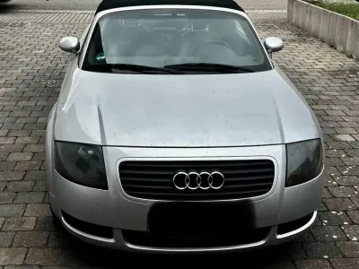 Gebraucht Audi TT Roadster Sport 150 PS (110 kW) 2002 Silber Cabrio