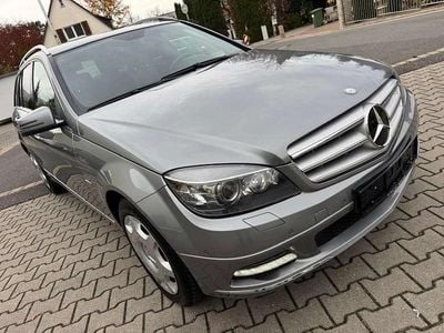 Gebraucht Mercedes C180 156 PS (114 kW) 2010 Palladiumsilber Kombi